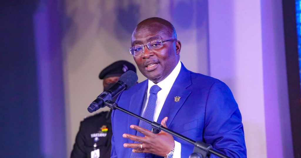 Bawumia offers support to Adum fire victims in Kumasi – MyJoyOnline