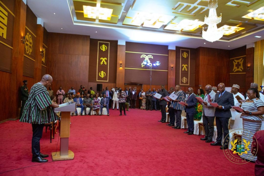 Photos: Mahama swears in Deputy Ministers, Minister of State – MyJoyOnline