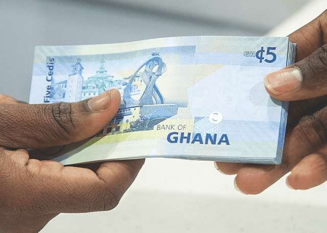 38% of Ghanaians rely on family and friends for financial support every month – report – MyJoyOnline