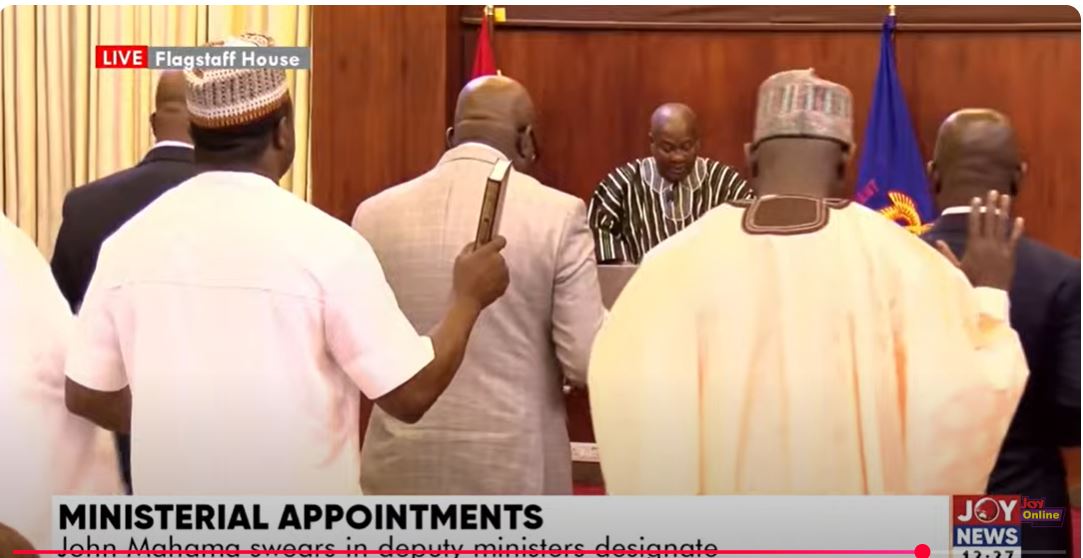 mAHAMA SWEARING IN