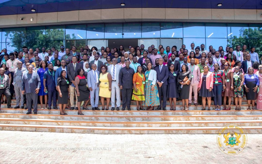 I expect the Lands Commission to embrace the government's resetting vision – Lands Minister I expect the Lands Commission to embrace the government's resetting vision – Lands Minister