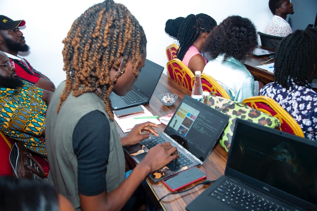 Blossom Academy receives support to train Ghanaian youth in Data Analytics Blossom Academy receives support to train Ghanaian youth in Data Analytics
