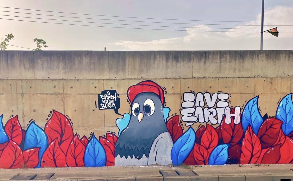 Earth No Be Borla: Ghanaian artists use street art to champion the planet on World Art Day – MyJoyOnline