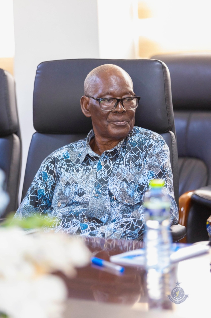 Photos: IGP Yohuno seeks counsel with former IGPs Photos: IGP Yohuno seeks counsel with former IGPs