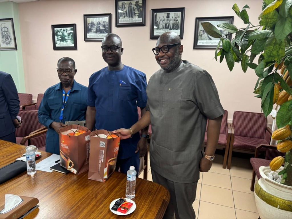 Parliamentary Select Committee on Agriculture and Cocoa Affairs undertakes working visit to COCOBOD 4 3 1