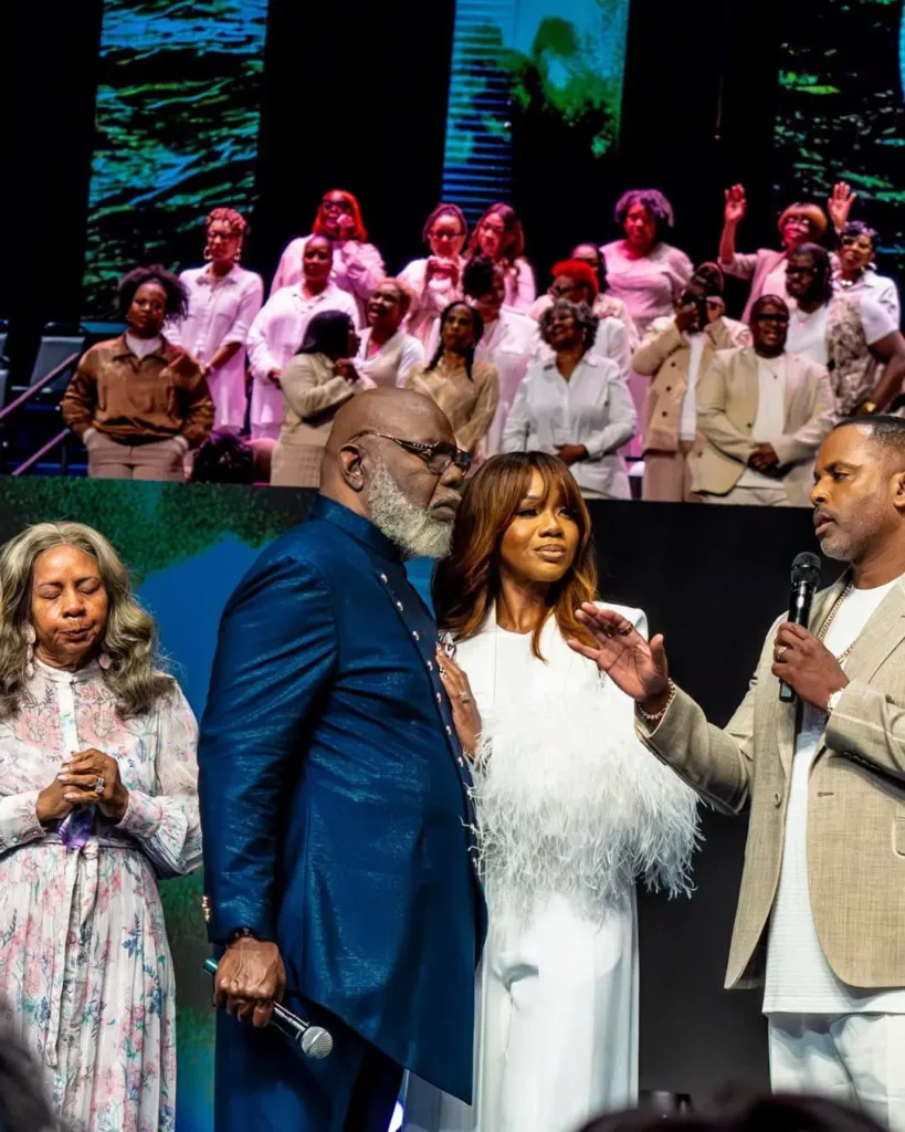 Bishop T.D. Jakes hands over church leadership to daughter, son-in-law – MyJoyOnline