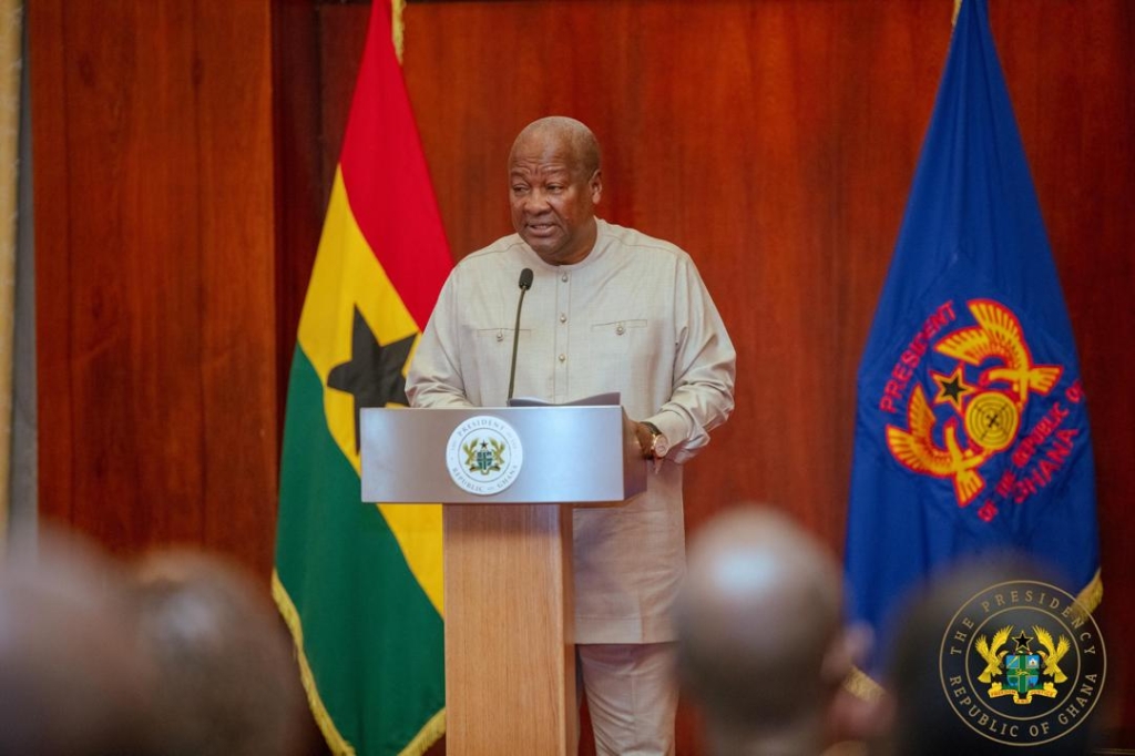 No more buying of hampers with gov’t funds – Mahama – MyJoyOnline