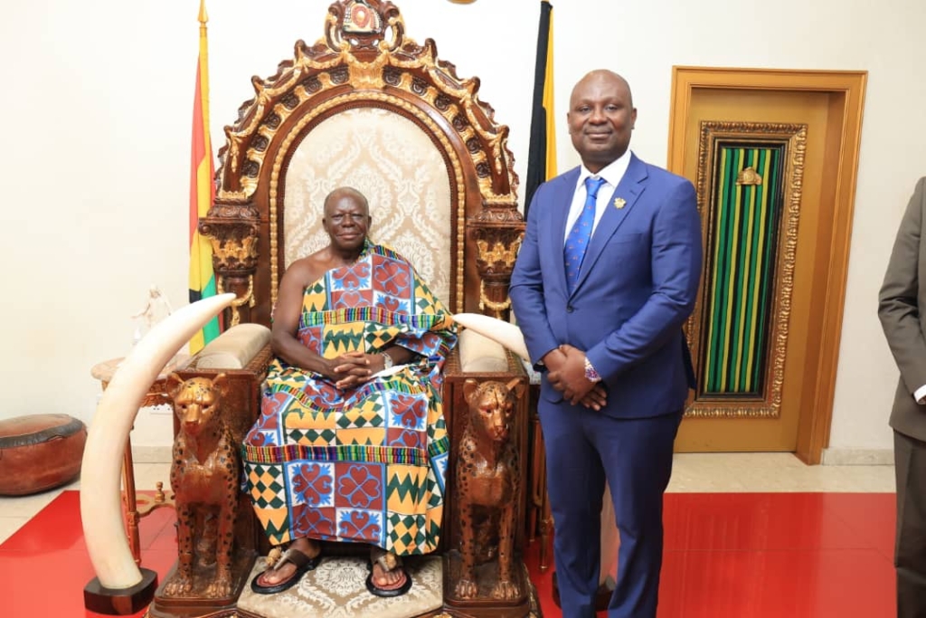 New KATH Board and CEO pay courtesy call on Asantehene – MyJoyOnline
