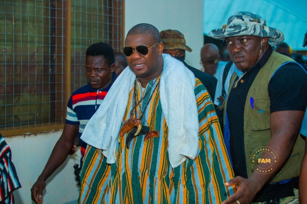 Former Yendi MP Farouk Mahama donates GH¢10k, food items to support funeral of late Mion Lana – MyJoyOnline