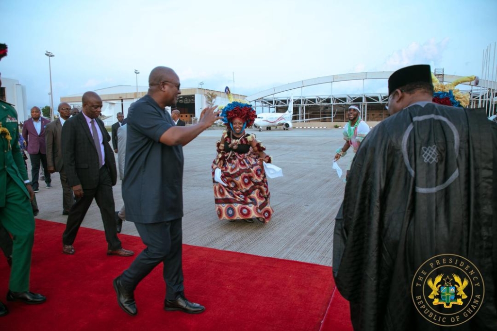 Photos: President Mahama arrives in Abuja for 67th ECOWAS Heads of State Summit – MyJoyOnline