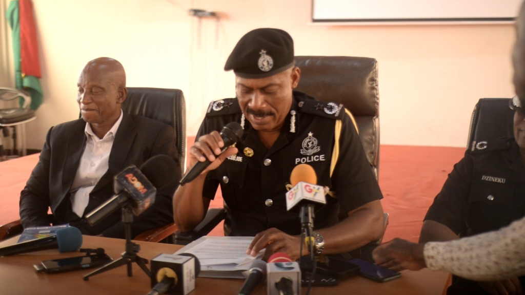 Police in A/R arrest 5 Nigerians, 1 Ghanaian for attack and robbery of bank customers – MyJoyOnline