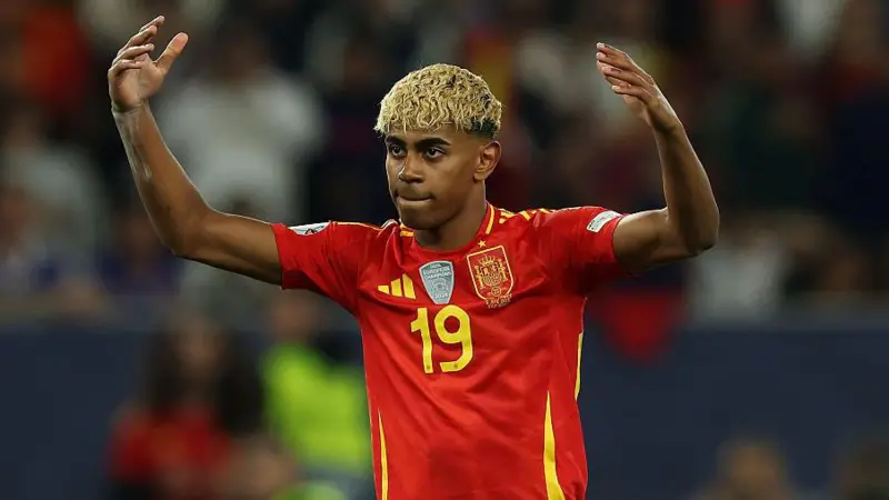 Yamal scores twice as Spain beat France in nine-goal thriller to make Nations League final – MyJoyOnline