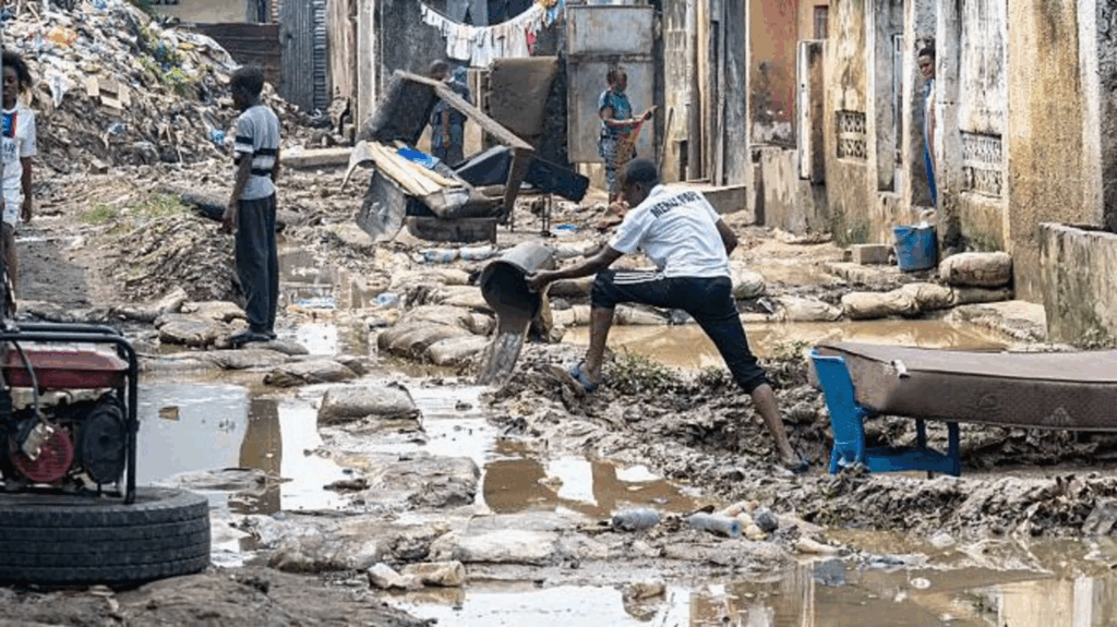 Heavy rains in dry season cause havoc in DR Congo’s capital – MyJoyOnline