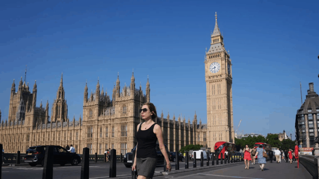 Temperatures pass 32C as first UK area enters heatwave – MyJoyOnline Temperatures pass 32C as first UK area enters heatwave – MyJoyOnline