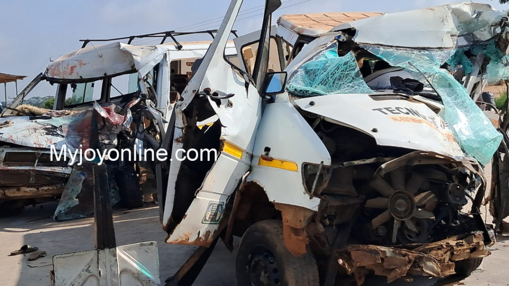 19 injured, 4 critical in Central Region crash involving 2 Sprinter buses – MyJoyOnline