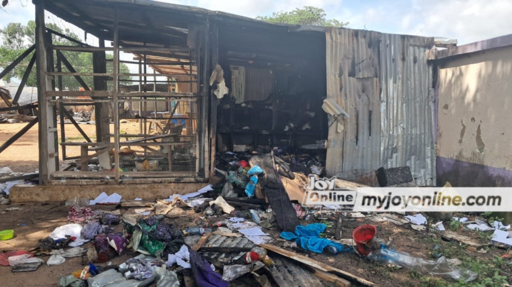 Zuarungu SHS violence: Students burn shops after ethnic scuffle over stolen phone – MyJoyOnline