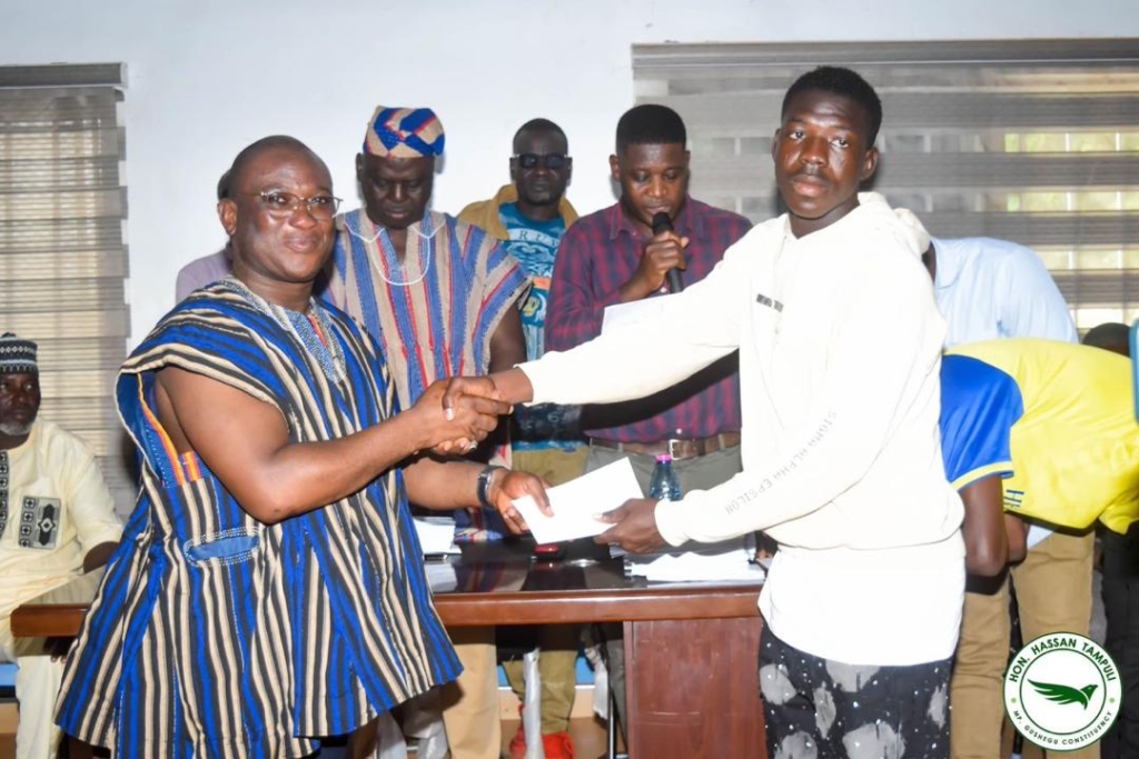 Tampuli grants 238 brilliant but needy tertiary students support from the Gushegu constituency – MyJoyOnline