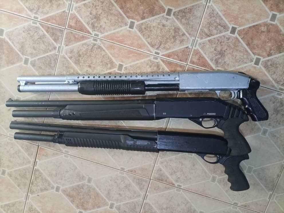 Mourner detained for allegedly possessing three pump-action guns  – MyJoyOnline