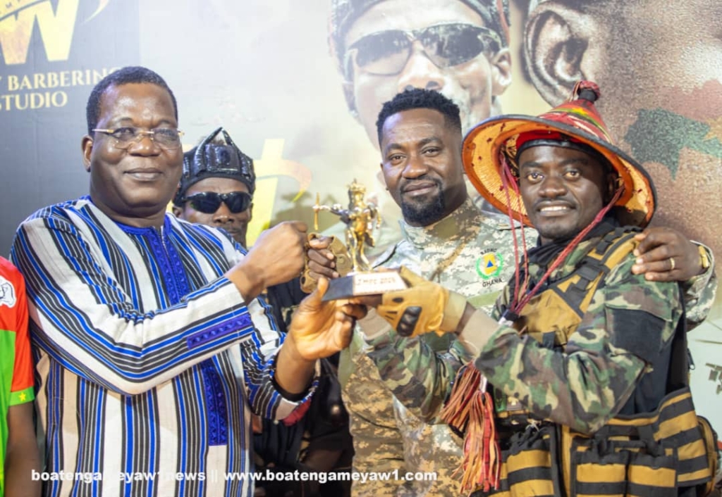 Burkina Faso ambassador honours Lil Win as Best Actor in Africa at ‘Captain Ibrahim Traore’ premiere – MyJoyOnline Burkina Faso ambassador honours Lil Win as Best Actor in Africa at ‘Captain Ibrahim Traore’ premiere – MyJoyOnline