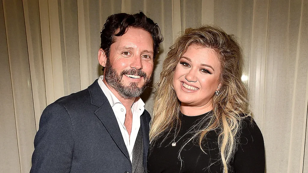Brandon Blackstock, Kelly Clarkson’s ex-husband and former manager, dies after 3-year cancer battle – MyJoyOnline Brandon Blackstock, Kelly Clarkson’s ex-husband and former manager, dies after 3-year cancer battle – MyJoyOnline