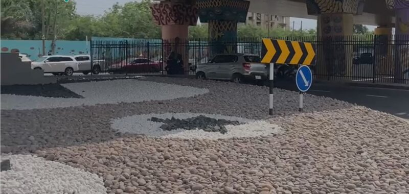 Roads Ministry orders removal of unauthorised billboard at Flowerpot Interchange – MyJoyOnline