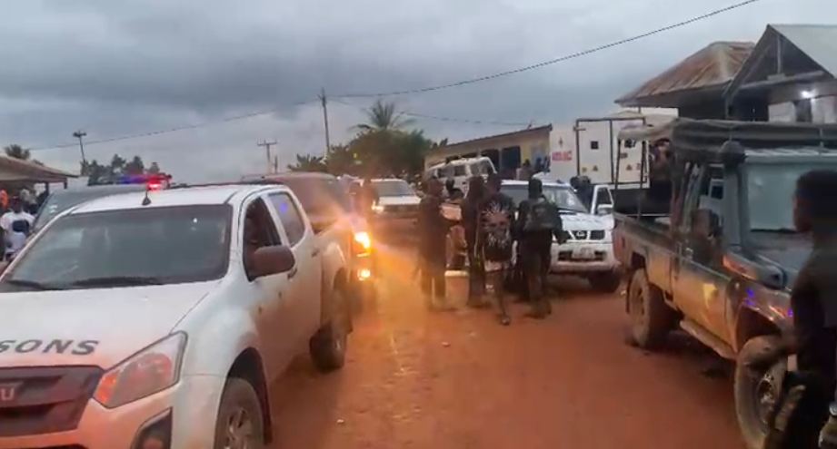 Helicopter crash: Bodies transported from Brofoyedru Sikaman amid high security – MyJoyOnline