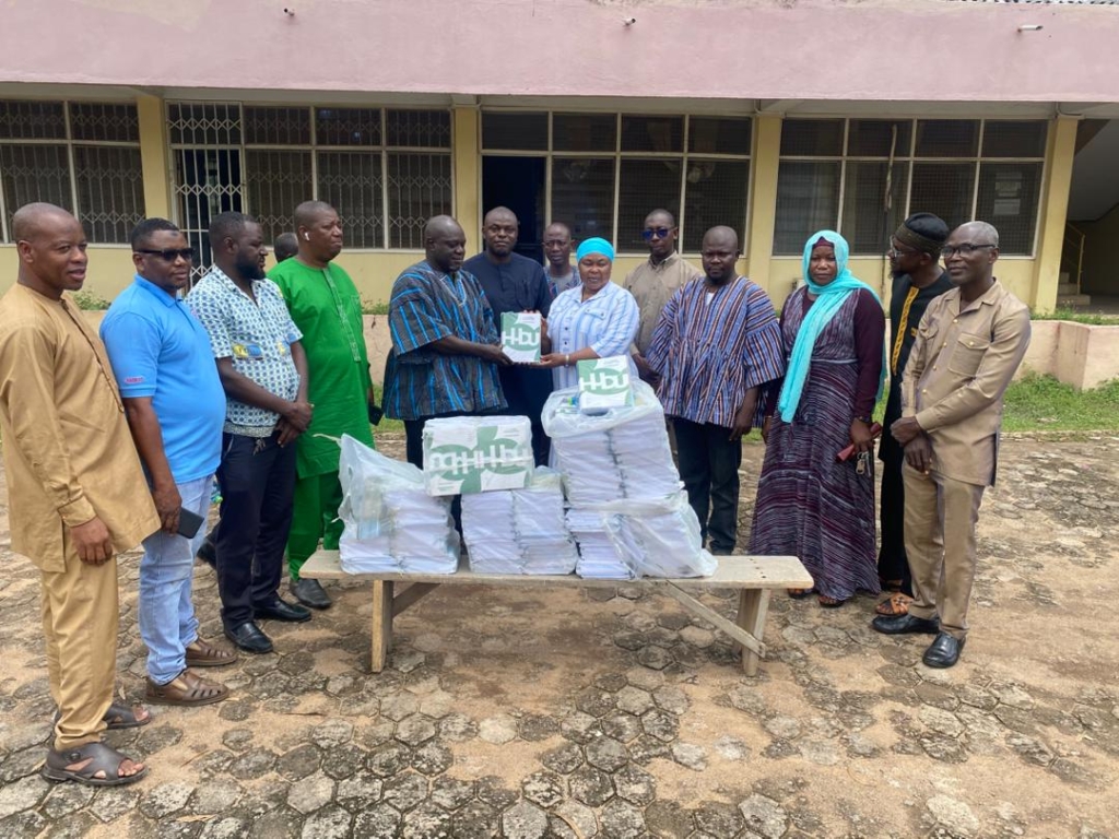 Alhaji Hudu Mogtari donates GH₵10,000 and books to support quiz competition in Wa – MyJoyOnline