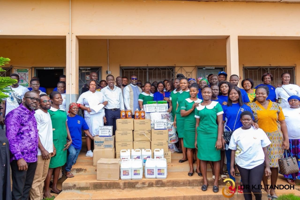 Dr K.B. Tandoh Outreach donates medical supplies and books to Goaso communities – MyJoyOnline Dr K.B. Tandoh Outreach donates medical supplies and books to Goaso communities – MyJoyOnline
