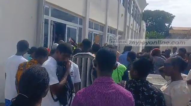 Frustration at GNAT Hall as parents, students denied re-entry amid SHS placement rush – MyJoyOnline