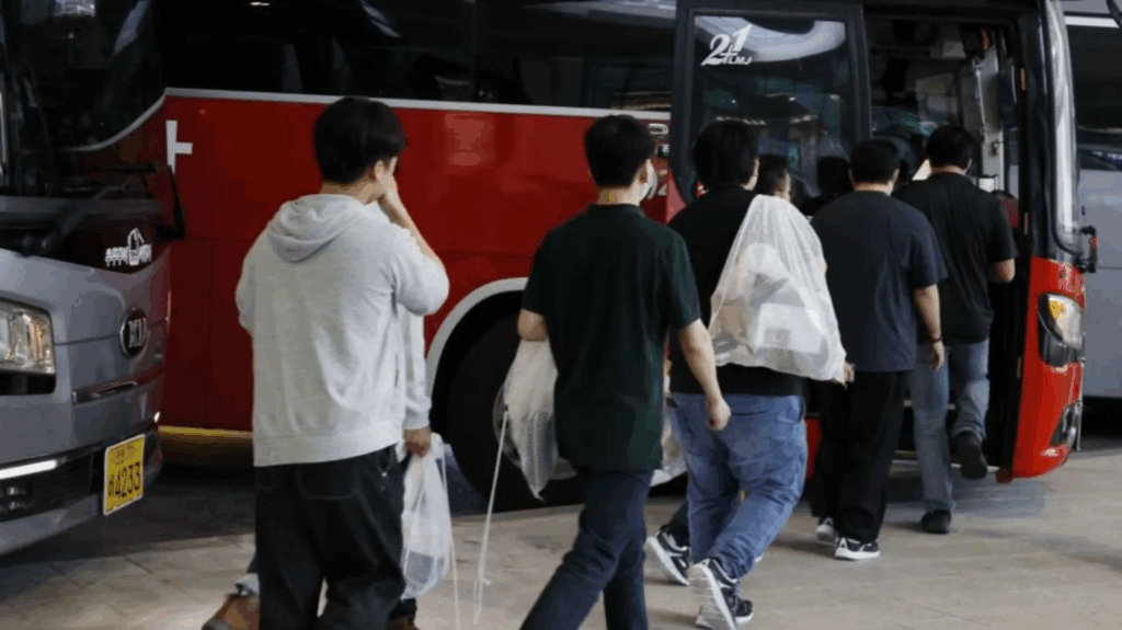 US officers tied us up and pointed guns at us, South Korean engineers tell BBC – MyJoyOnline