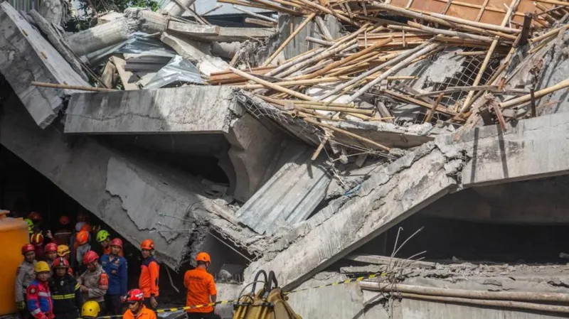 Three dead, dozens trapped after Indonesian school collapses on students – MyJoyOnline