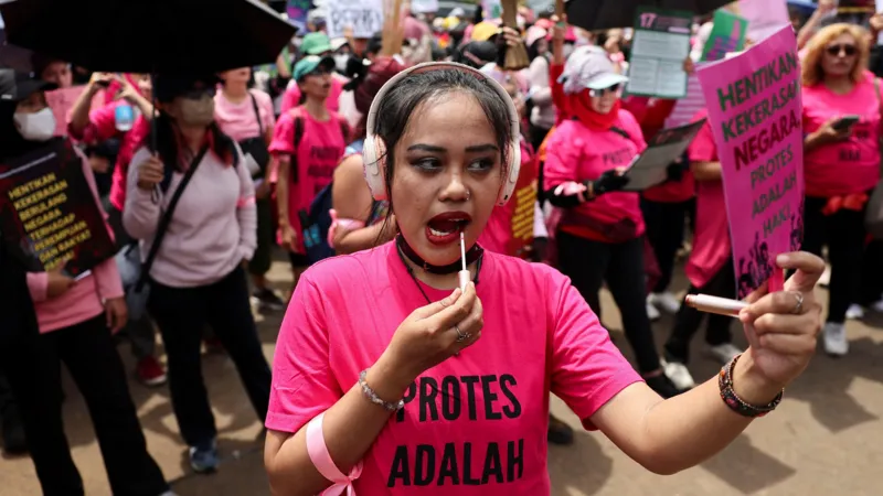 Hundreds of women with brooms join protests as Indonesia leader flies to China – MyJoyOnline
