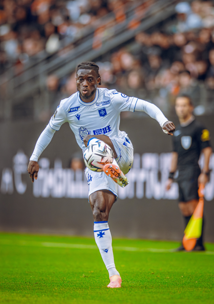 Photos: Mensah and Owusu in action for Auxerre