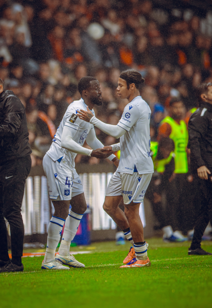 Photos: Mensah and Owusu in action for Auxerre