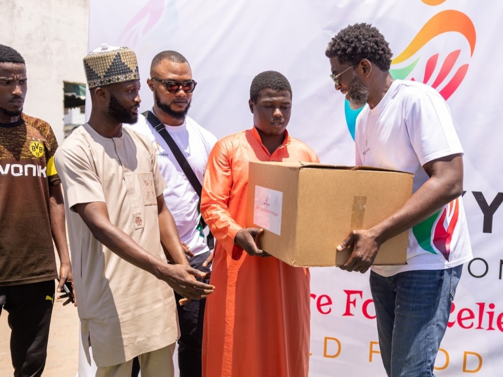 Families at Fadama receive support from Kevin Okyere Foundation – MyJoyOnline