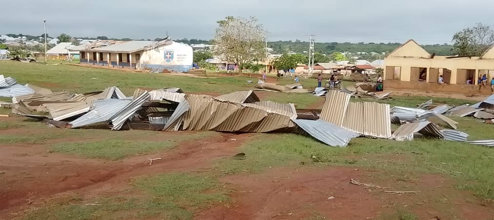Heavy downpour causes havoc at Nkonsia, displaces over 600 residents   – MyJoyOnline