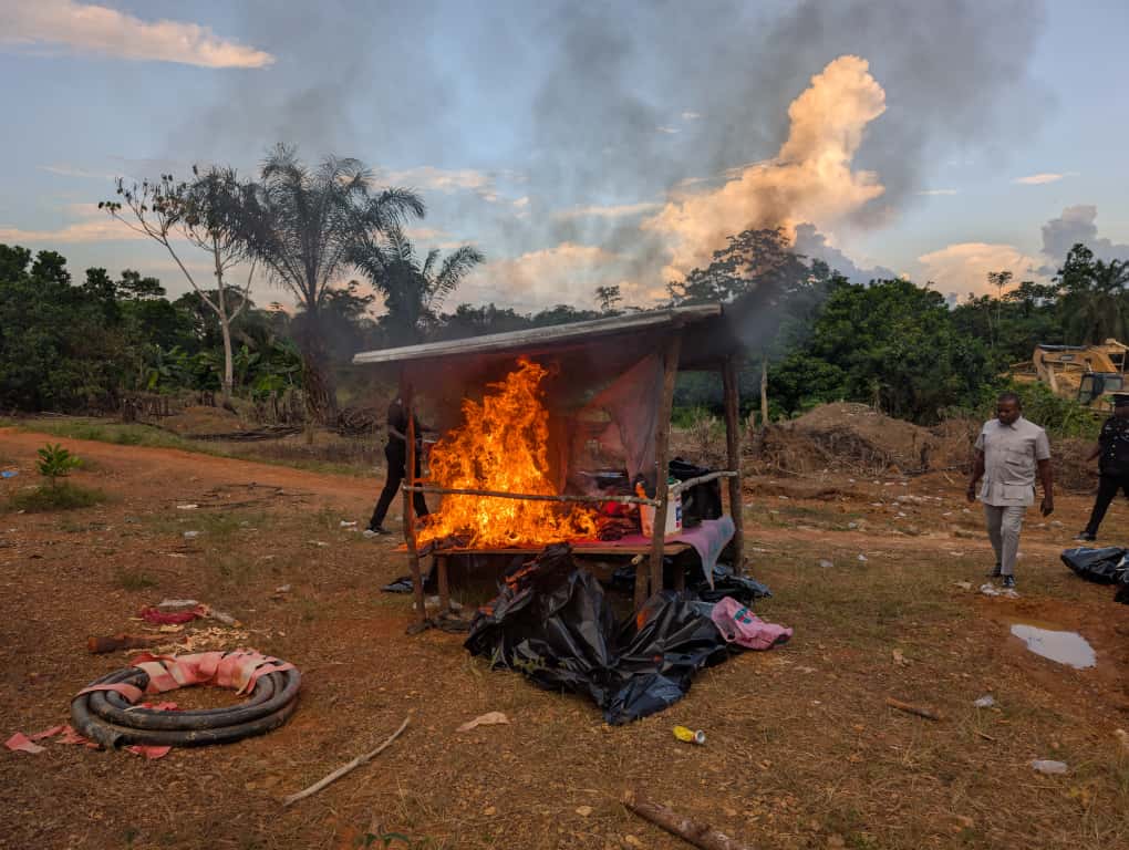 Prestea Huni-Valley MCE leads operation to halt galamsey activity on Apiate stretch – MyJoyOnline Prestea Huni-Valley MCE leads operation to halt galamsey activity on Apiate stretch – MyJoyOnline