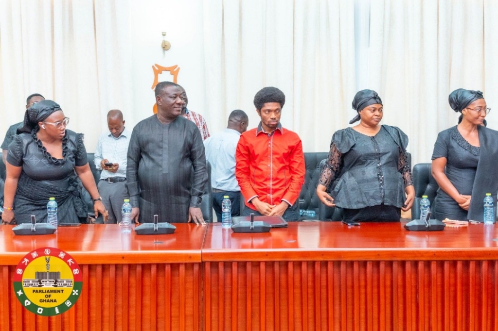 Family of late Apostle Kwadwo Safo visits Speaker of Parliament – MyJoyOnline
