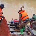 Concerned Miners taskforce destroys 40 Changfan boats on River Offin Concerned Miners taskforce destroys 40 Changfan boats on River Offin