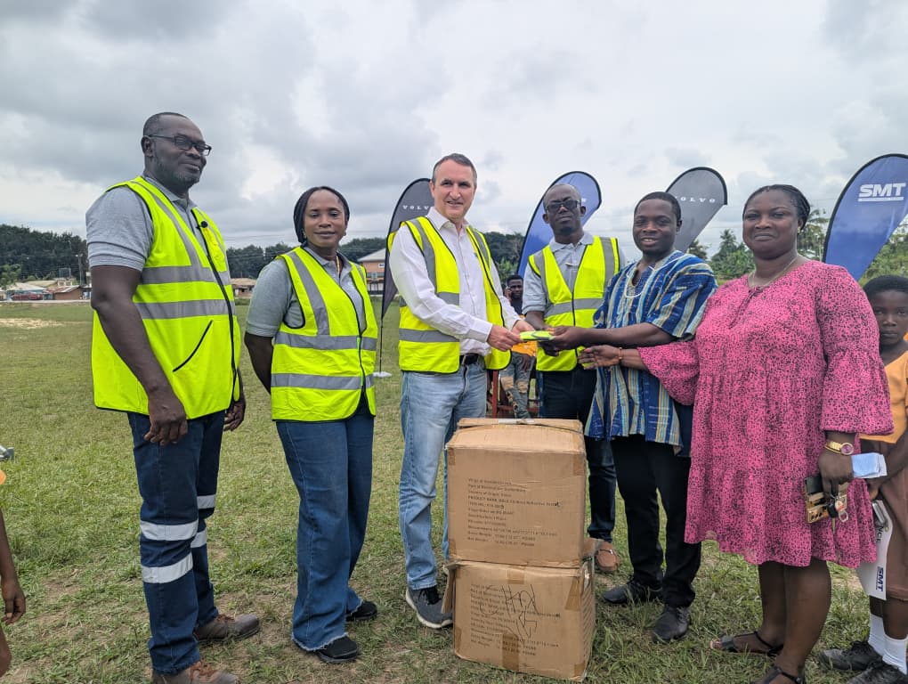 Huni-Ano M/A Basic School in Prestea-Huni Valley gets support from SMT Ghana  – MyJoyOnline