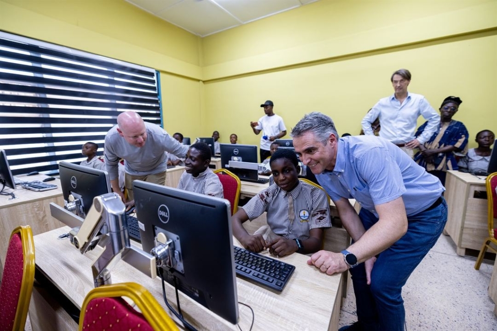 Cargill Ghana strengthens digital education with major ICT donation in Nyinahin – MyJoyOnline