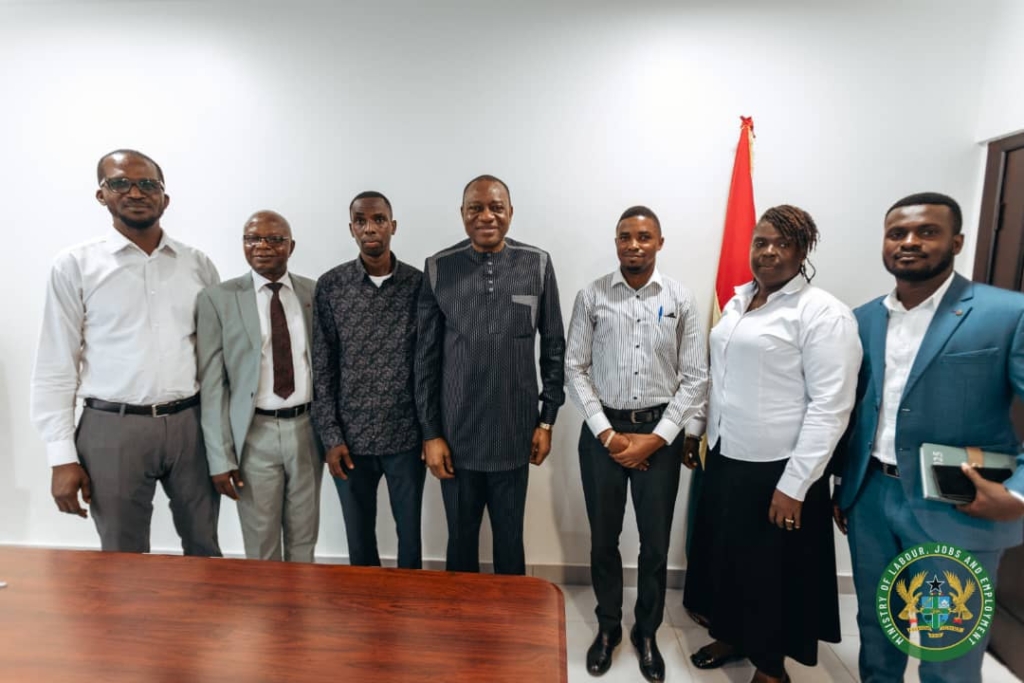 Private Security Guard Association of Ghana meets sector ministers – MyJoyOnline