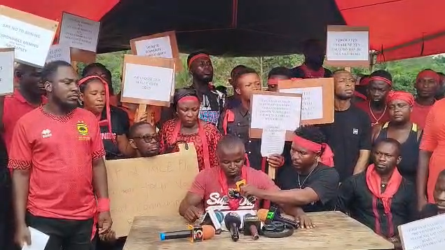 Ashanti region: Amantena community protest against any form of mining Ashanti region: Amantena community protest against any form of mining