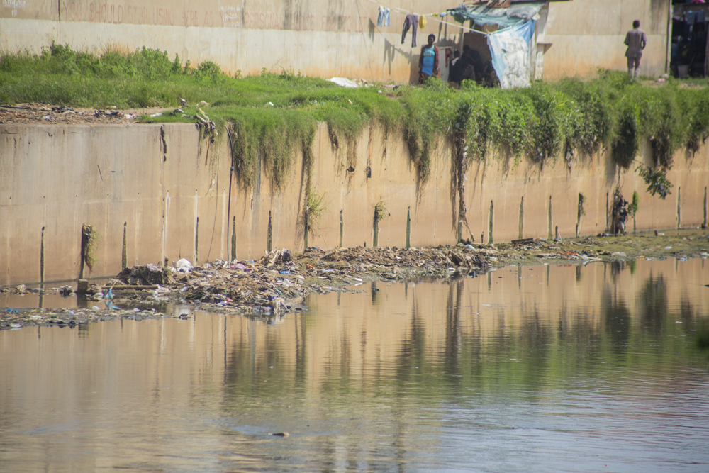 Eight months on: Abandoned silt threatens to reverse Odaw dredging works [Photos]