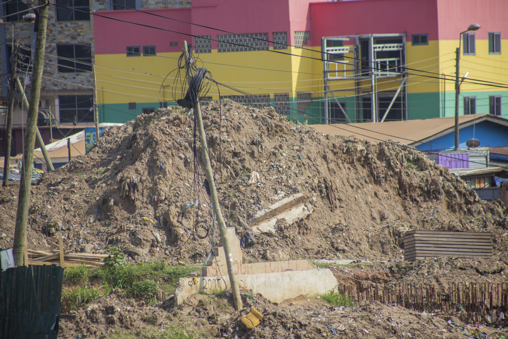 Eight months on: Abandoned silt threatens to reverse Odaw dredging works [Photos]