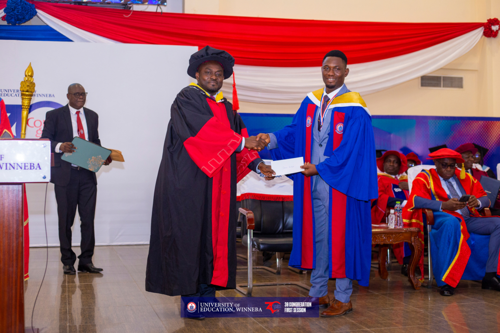UEW lecturer funds five-year physics award scheme to boost excellence, female participation