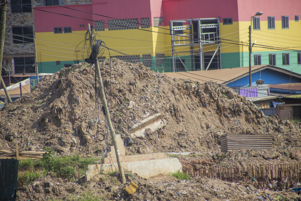 Eight months on: Abandoned silt threatens to reverse Odaw dredging works [Photos]