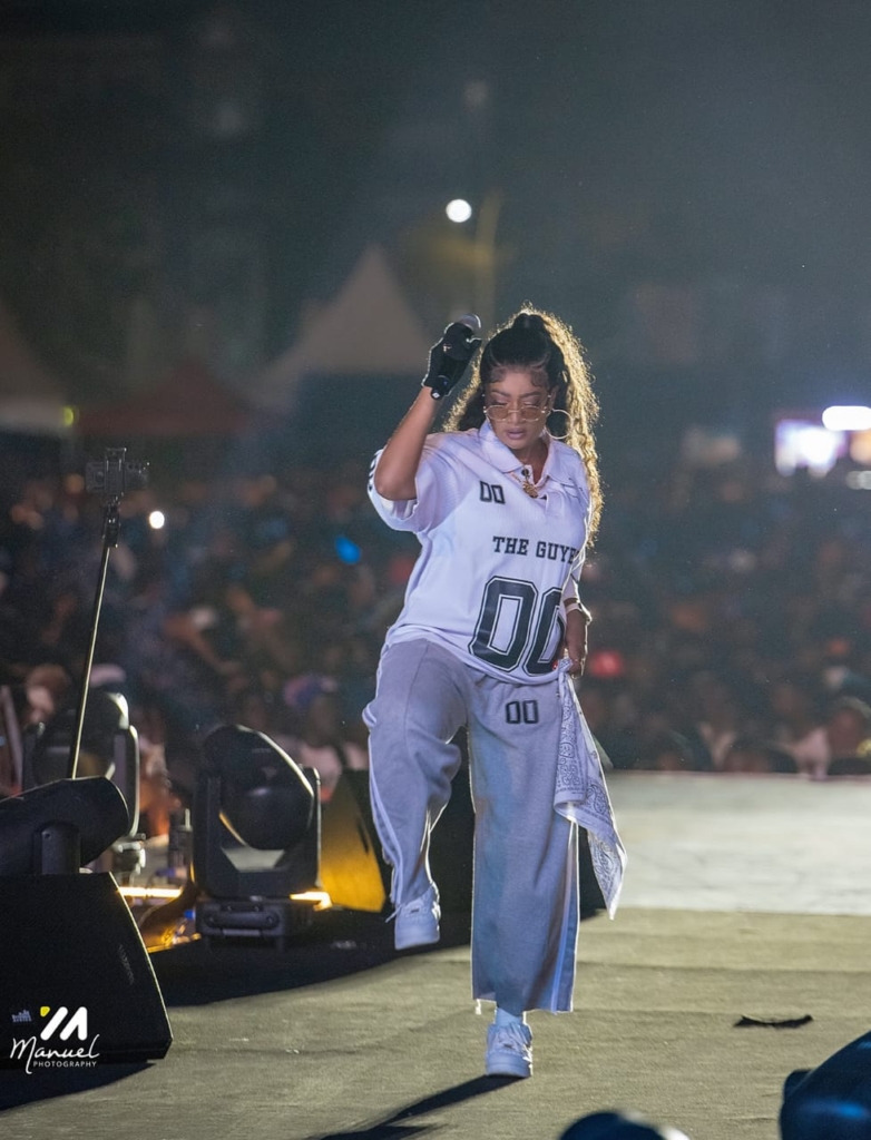 Sister Sandy’s fearless performance at Shatta Wale’s historic concert sets new standard for female MCs – MyJoyOnline