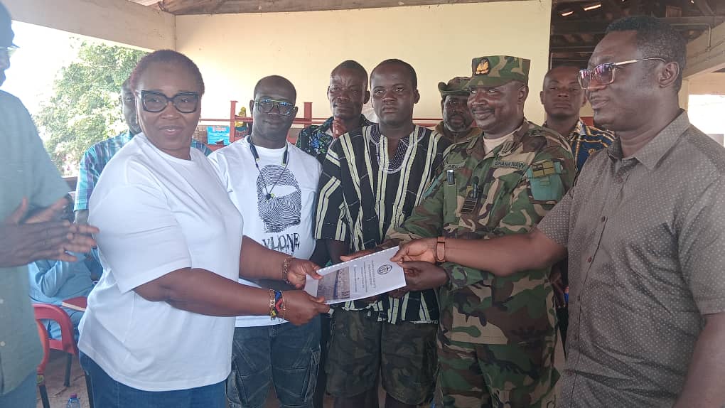 Committee presents report on Volta Lake...