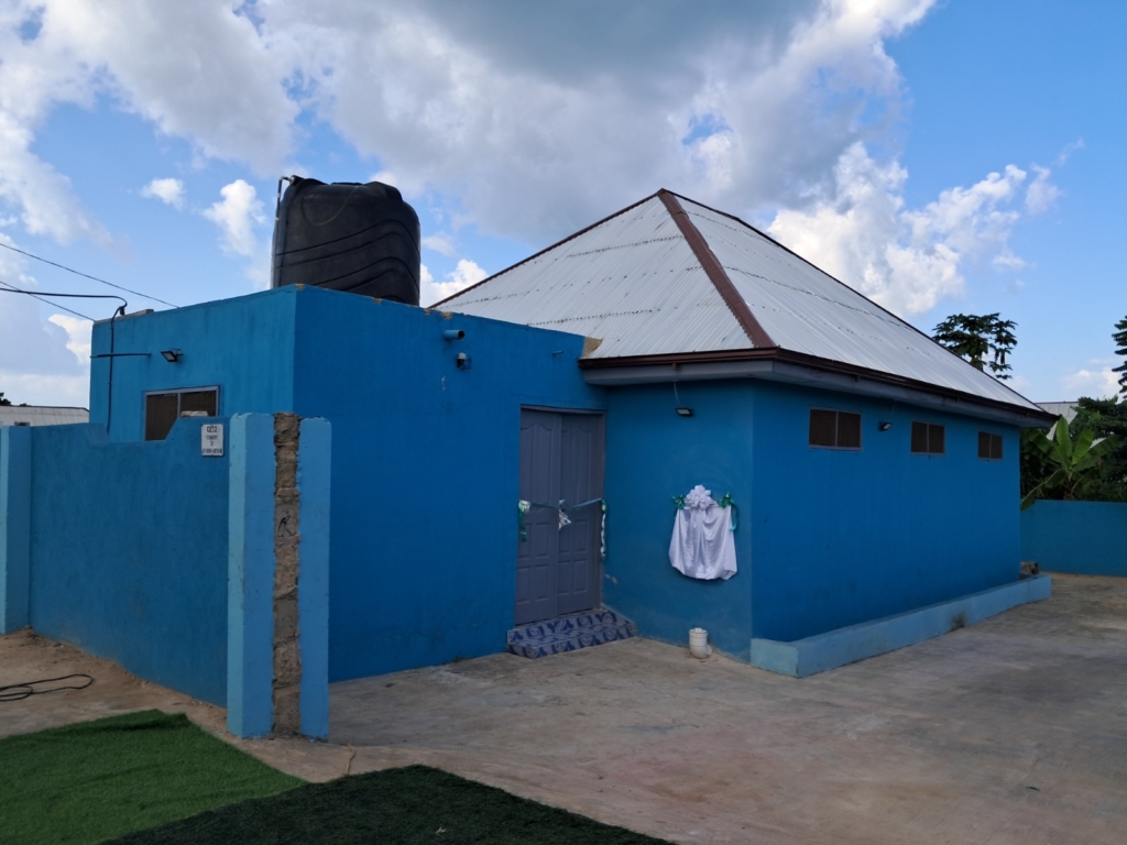 Chief warns: Poor maintenance of new toilet facility will lead to dismissal of managers